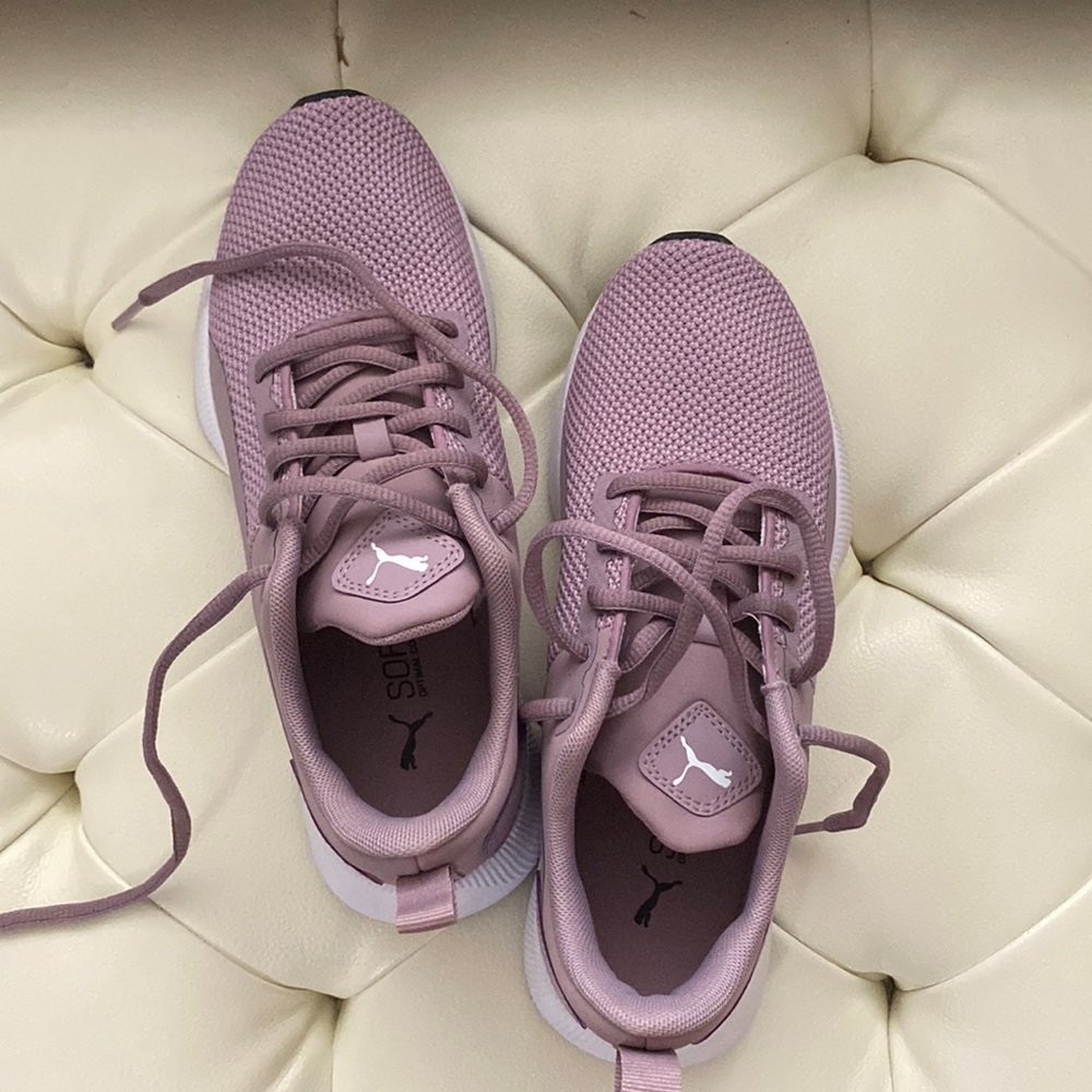 Puma Sneakers - Picture 3 of 4